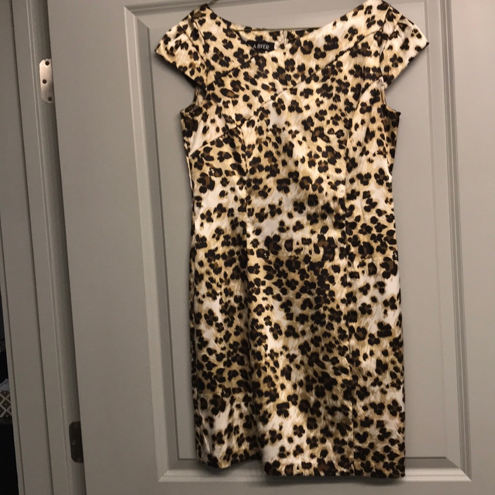 Beautiful cheetah silky dress for work or date
